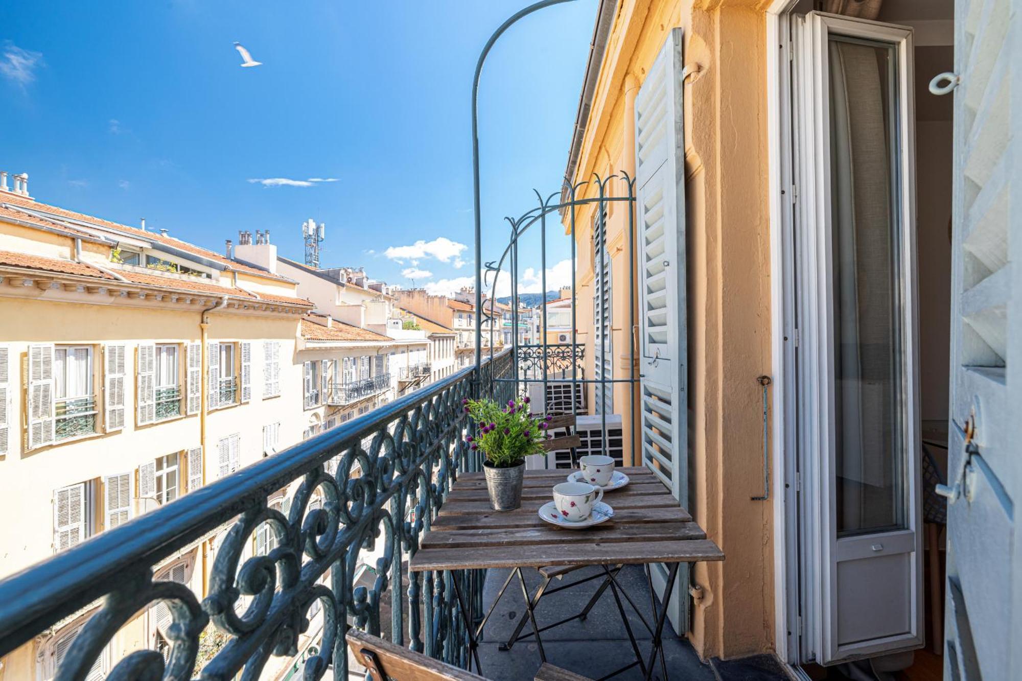 Massena Street - 1 Bdr Duplex With Ac & Parking Apartamento Nice Exterior foto